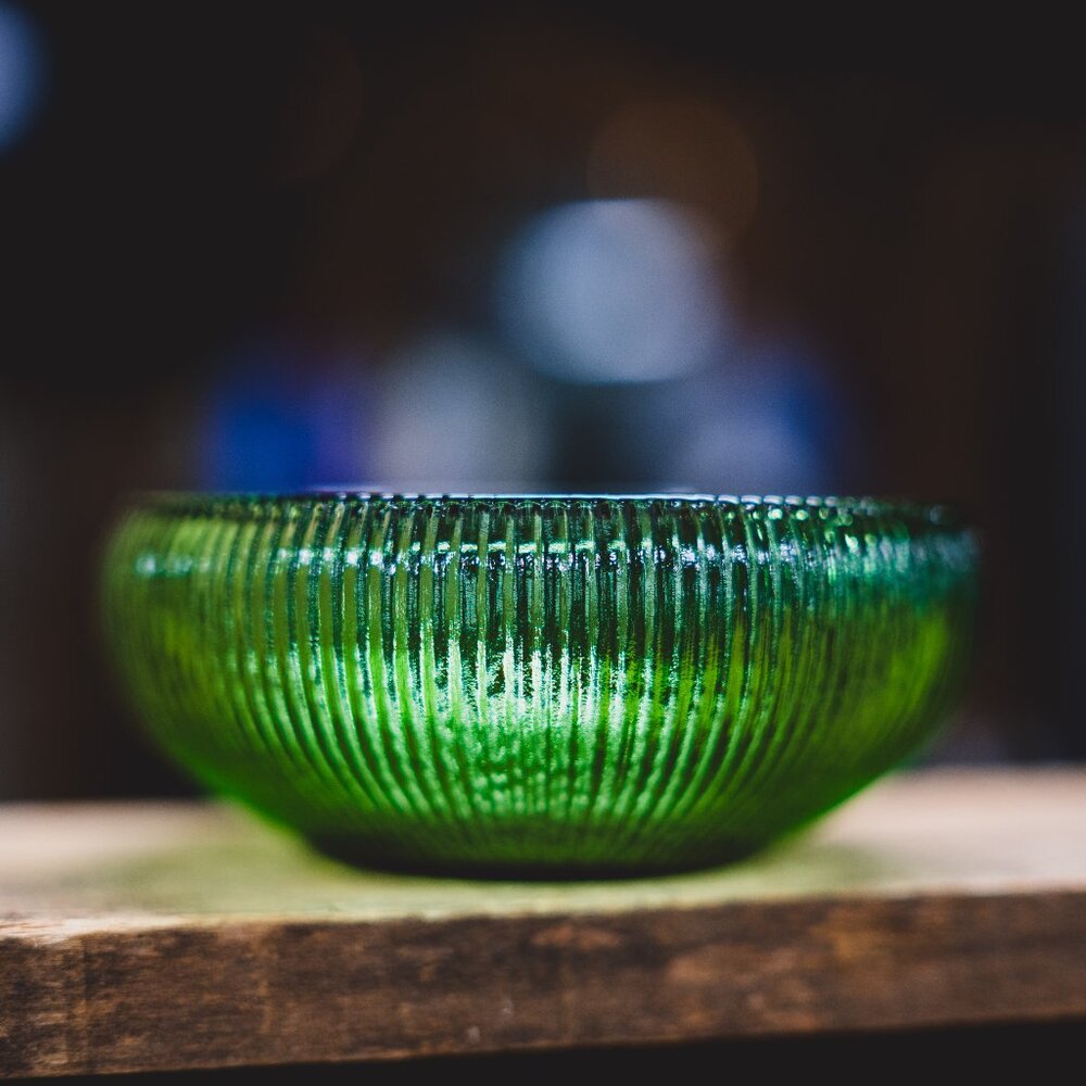 🍏✨ Vintage Green Ribbed Glass Bowl – E.O. Brody Co. 🍏✨
